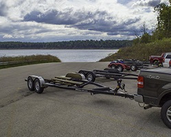 Trucks near Bull Shoals Lake